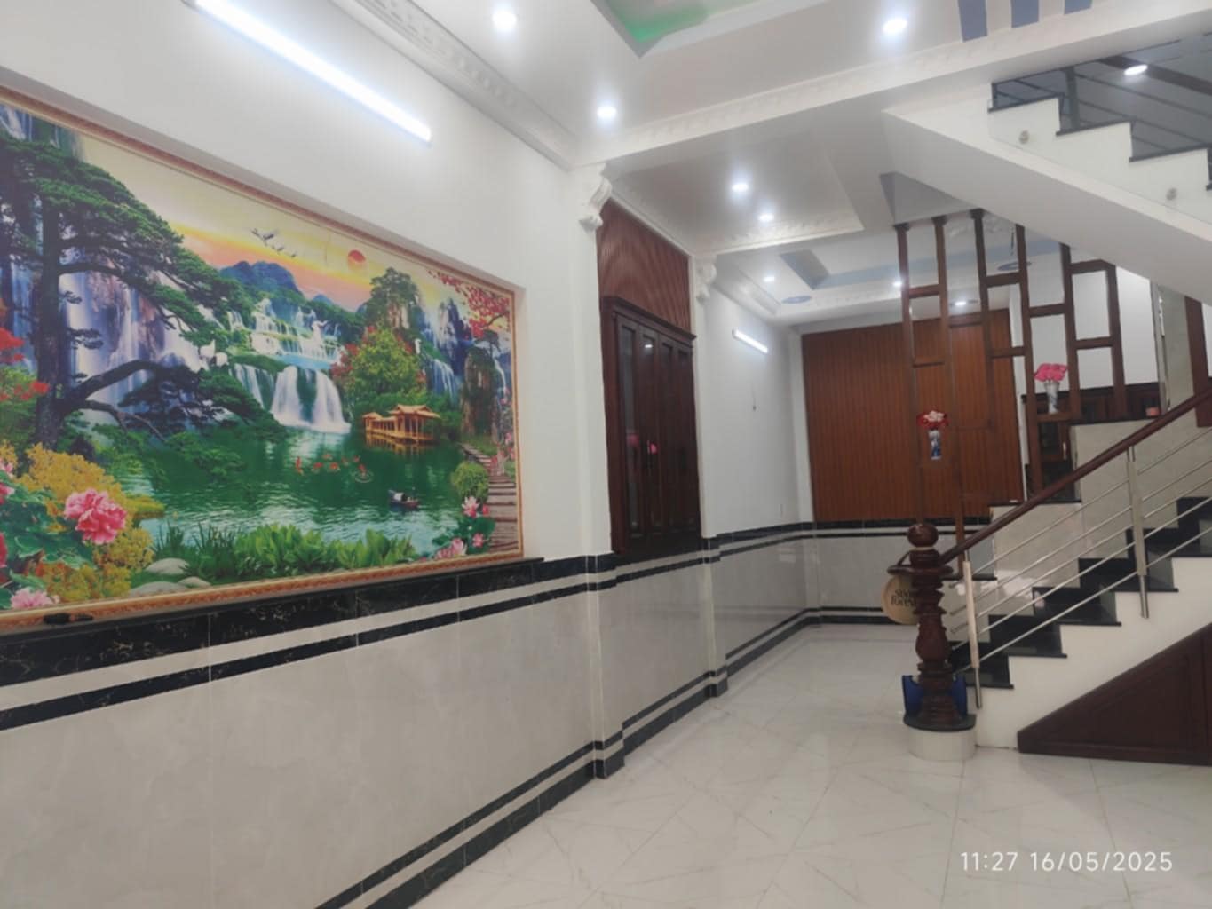 *nhà bán quận 12 ngang siêu rộng 5m -ngay chợ hiện thành , hxh chỉ 5 tỷ