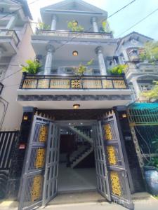 *nhà bán quận 12 ngang siêu rộng 5m -ngay chợ hiện thành , hxh chỉ 5 tỷ