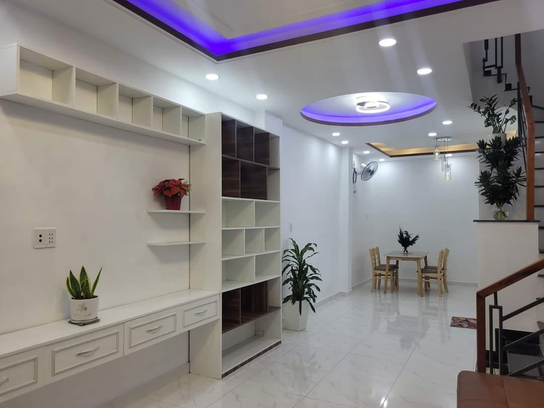 Bán nhà Bùi Văn Ba,P. Tân Thuận Đông, Quận 7
