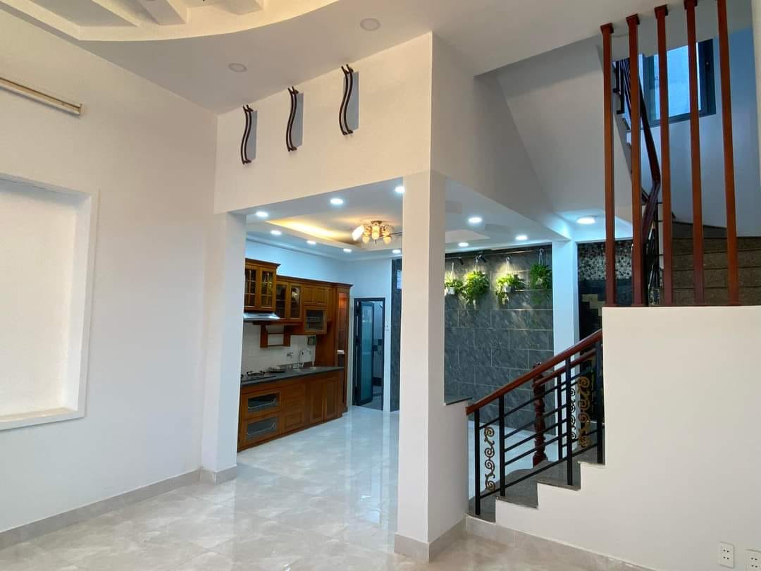 Bán nhà HXH 4M - Lâm Văn Bền, P Tân Kiểng Quận 7