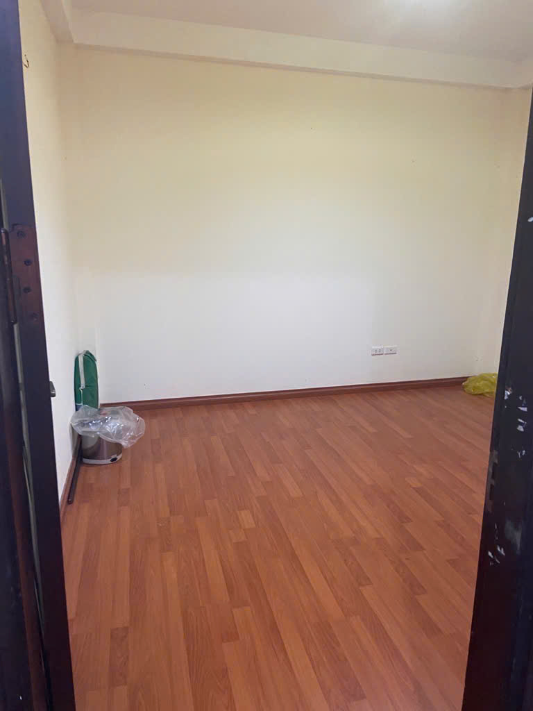 Bán nhà phố Lạc Long Quân – Ngõ rộng, an ninh cao, tiện ích ngập tràn – Nhỉnh 6 tỷ