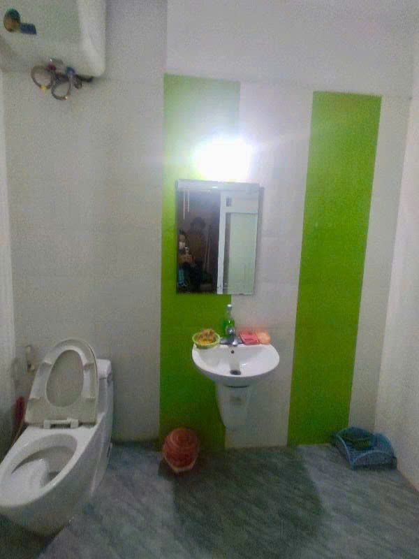Bán gấp trong tuần! Nhà phố Lạc Long Quân – Vị trí đắc địa, tiện ích ngập tràn – Nhỉnh xxx tỷ chốt nhanh