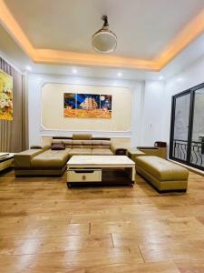 Bán nhà view gần Hồ Tây – Cách phố vài bước chân – Không gian sống lý tưởng – Nhỉnh 7 tỷ