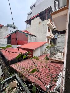 Phố Lạc Long Quân – Nhà ở ngay, sổ đỏ đẹp, an ninh cao, tiện ích đầy đủ – Giá chỉ nhỉnh 6 tỉ