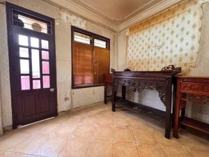 Nhà đẹp phố Lạc Long Quân – Ở hay cho thuê đều tốt – Tiện ích bao quanh, an ninh đảm bảo – Nhỉnh 6 tỉ