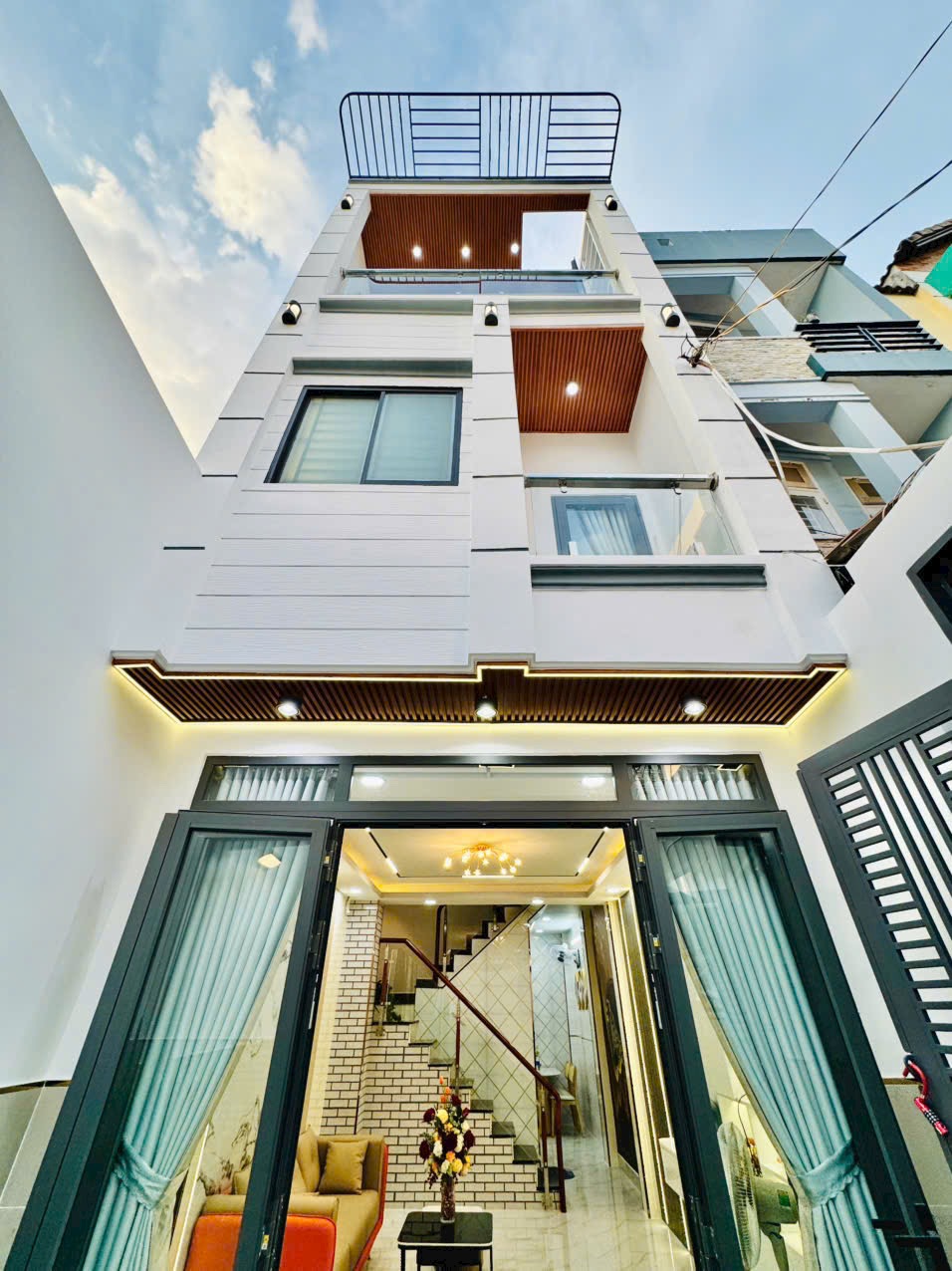 CẠNH CITYLAND - LOTTEMART DÀI 13M  - CÓ SÂN ĐỂ XE MÁY RIÊNG