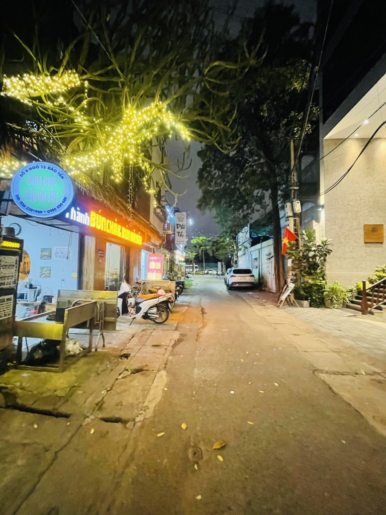 Nhà tập thể V.I.P-Dân trí cao-Tiện ích vượt trội-140m-Nhỉnh 5 tỷ