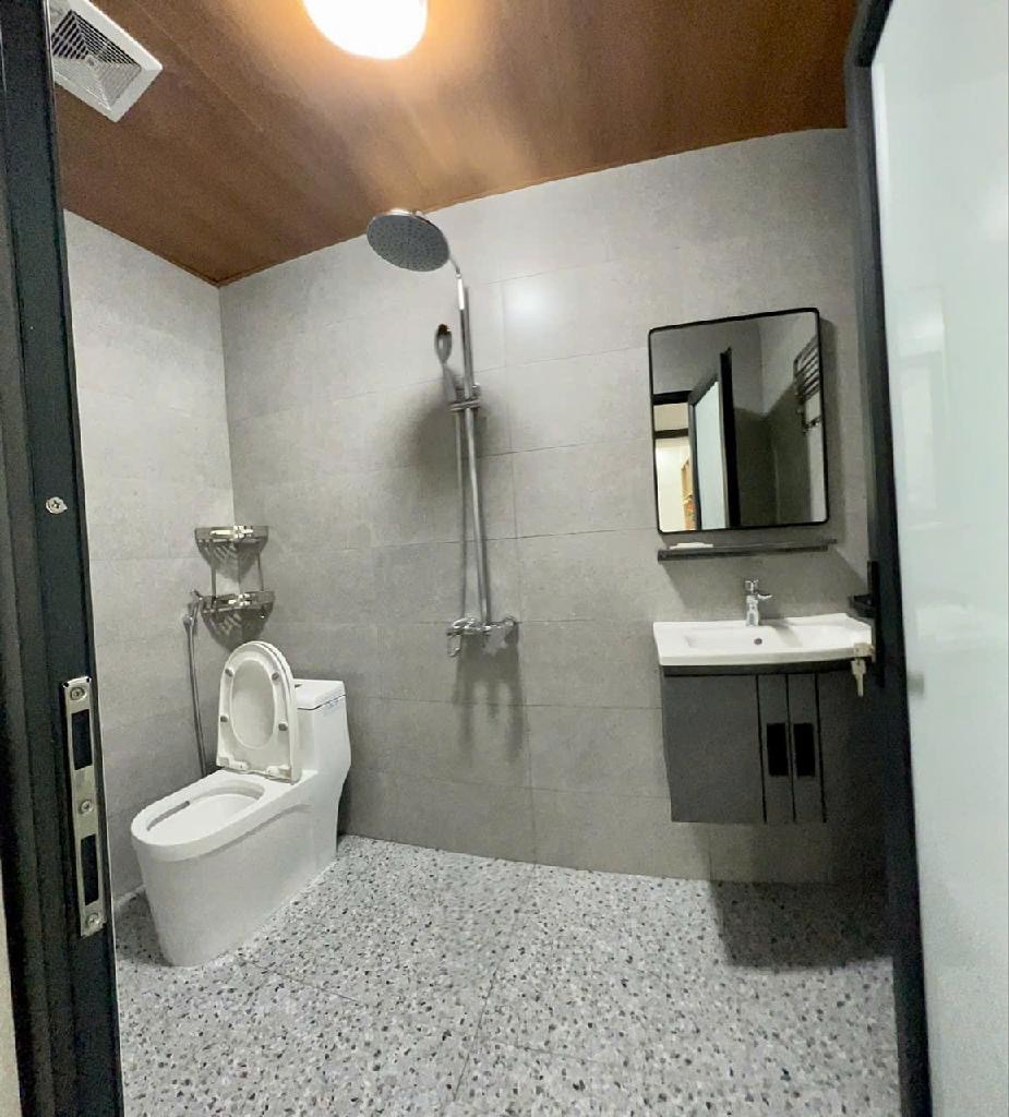 SIÊU H.I.Ế.M BA ĐÌNH - VỊ TRÍ ĐẮC ĐỊA - KINH DOANH ĐA NGÀNH - 20M - NHỈNH 5 TỶ