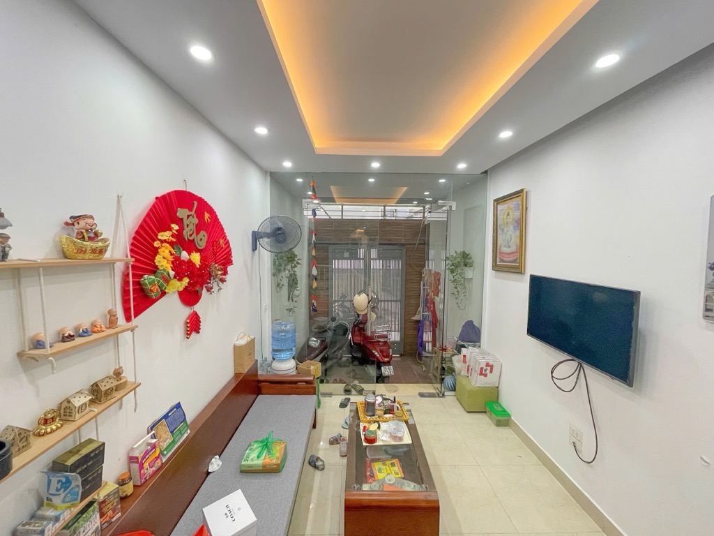 NHÀ V.I.P BA ĐÌNH - GẦN CÔNG VIÊN VÀ CÁC ĐẠI SỨ QUÁN - 95M - NHỈNH 20 TỶ