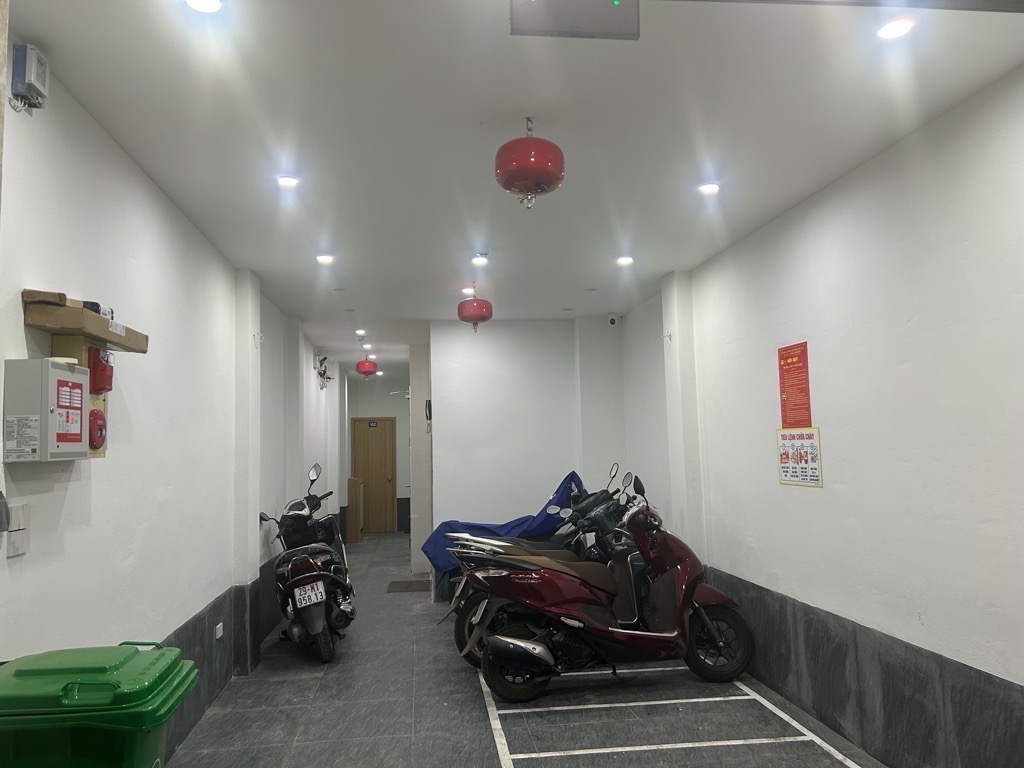 Quan Hoa, Cầu Giấy-Căn hộ dịch vụ cao cấp-Vị trí & tầm tiền hiếm-66m-13,98 tỷ