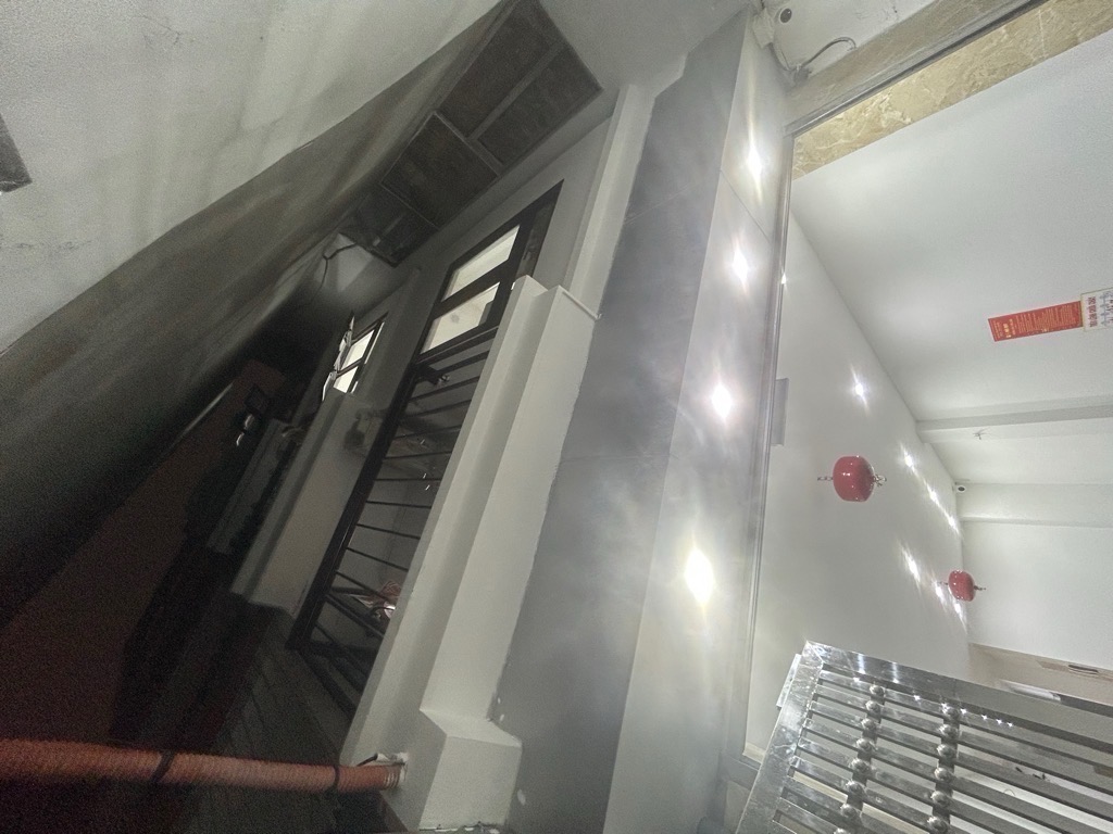 Quan Hoa, Cầu Giấy-Căn hộ dịch vụ cao cấp-Vị trí & tầm tiền hiếm-66m-13,98 tỷ