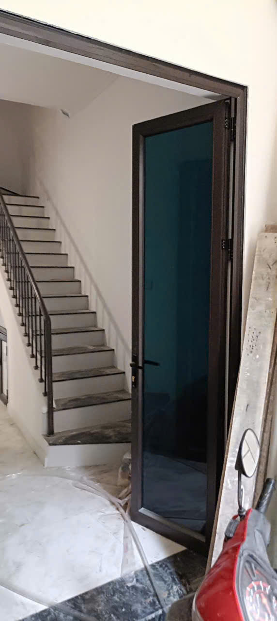 BÁN NHÀ NGỌC THỤY - SÁT MẶT PHỐ - Ở NGAY – 68M2 CHỈ 7.8 TỶ
