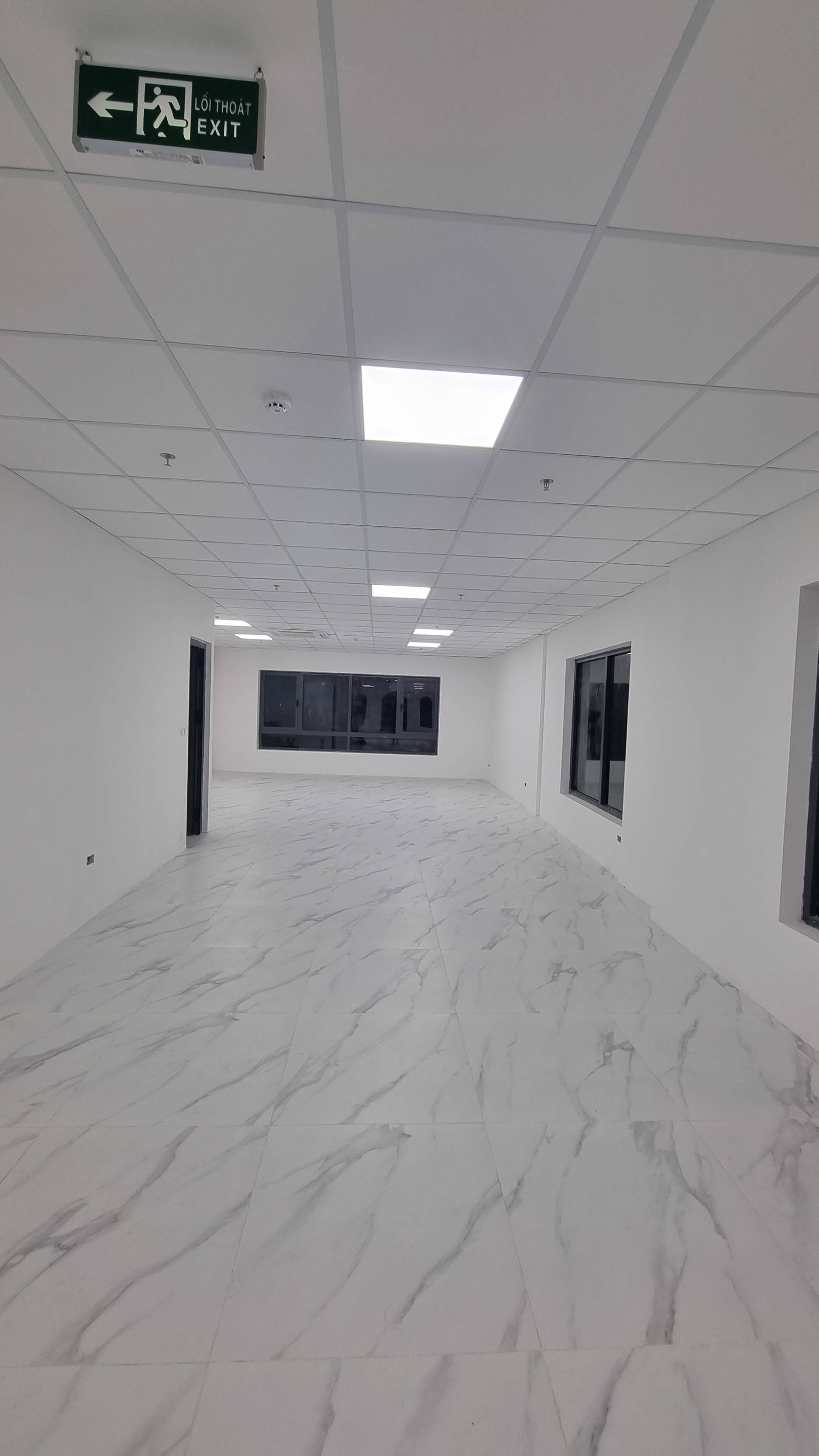 Mặt phố Đại Cồ Việt, Hai Bà Trưng, Building 2 thoáng, thang máy, GPXD,PCCC, 200m2X9T - 7m.