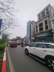 Mặt phố Đại Cồ Việt, Hai Bà Trưng, Building 2 thoáng, thang máy, GPXD,PCCC, 200m2X9T - 7m.