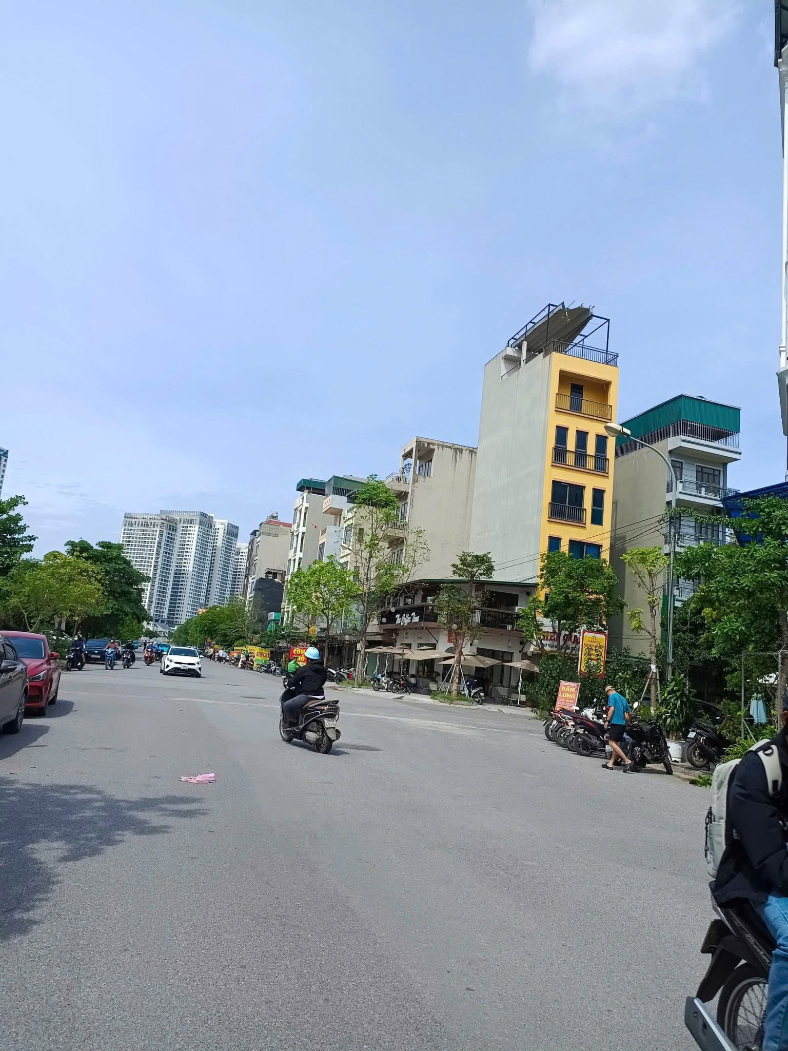 Bán Nhà