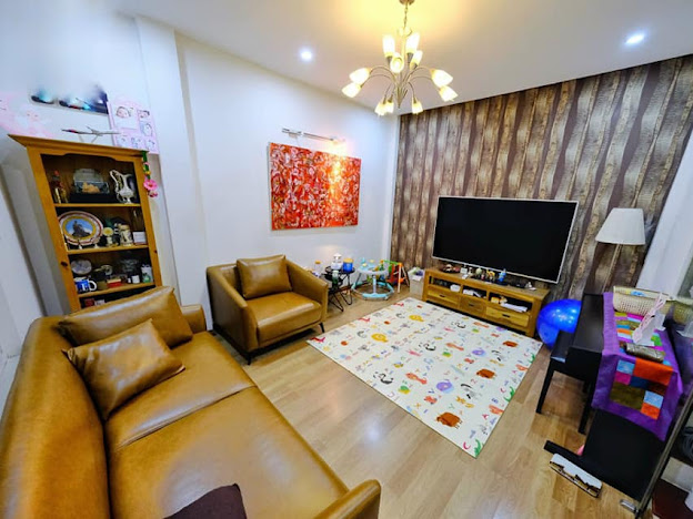 nhà Tây Hồ ô tô vù vù 1 bước ra phố siêu hiếm