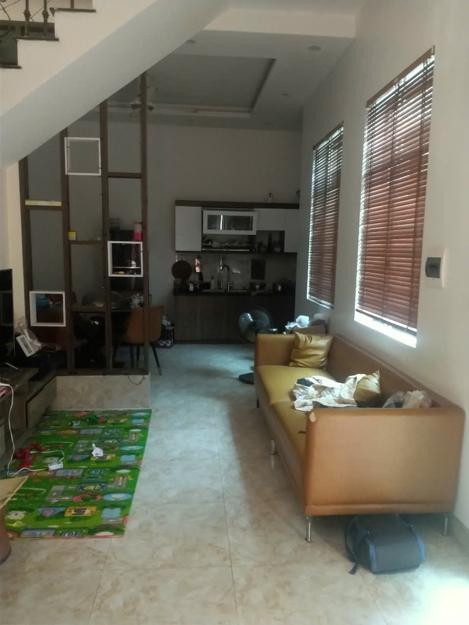 BÁN NHÀ, 47M2, ĐÔNG LA , CÁCH VÀNH ĐAI 4 VÀI PHÚT ĐI BỘ.