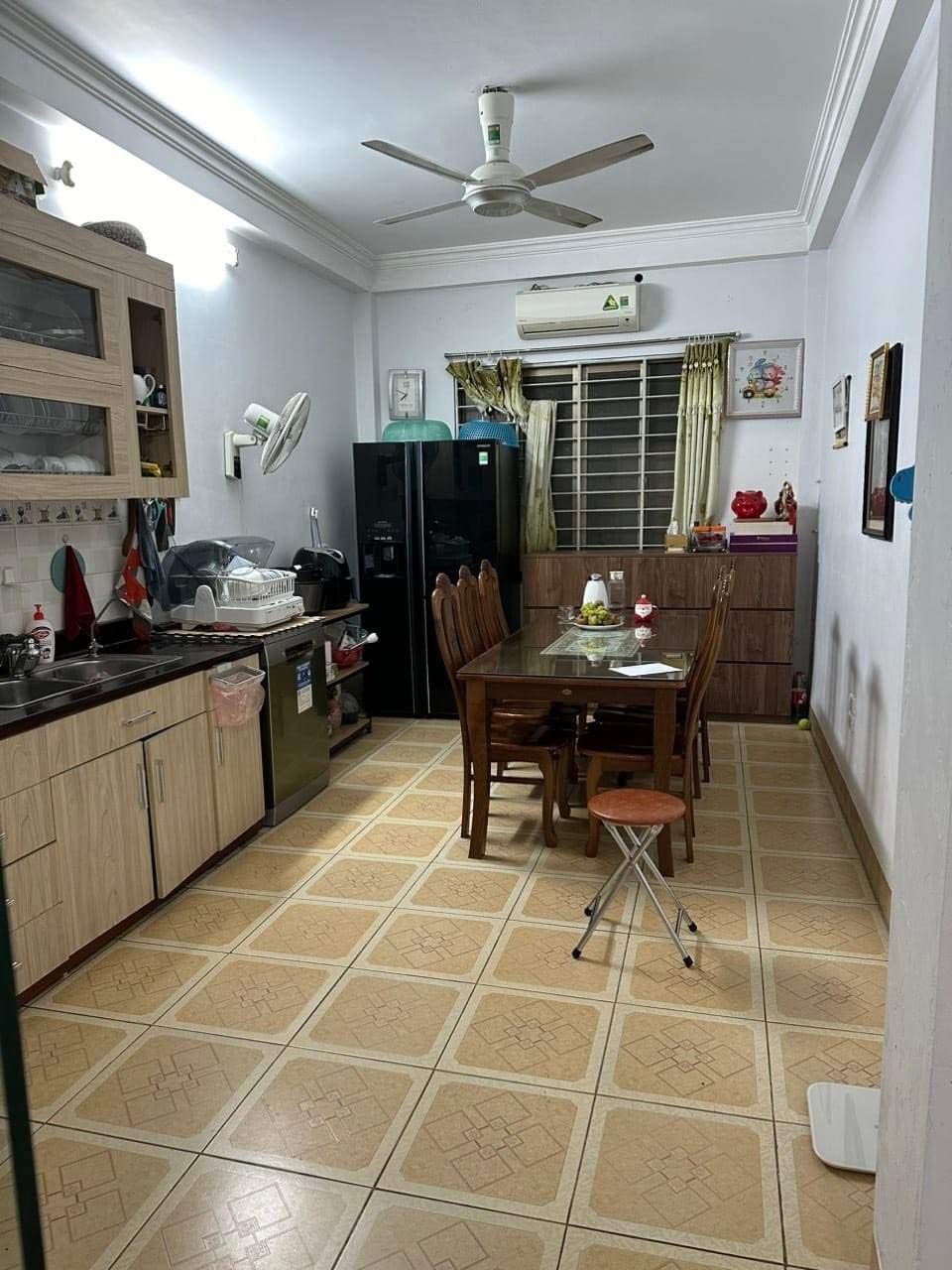 BÁN NHÀ NGÕ SỐ 8 TÔ HIỆU, HÀ ĐÔNG GẦN PHỐ KINH DOANH DT 50M2 3 TẦNG MT  3.5M2 GIÁ 6.9 TỶ.