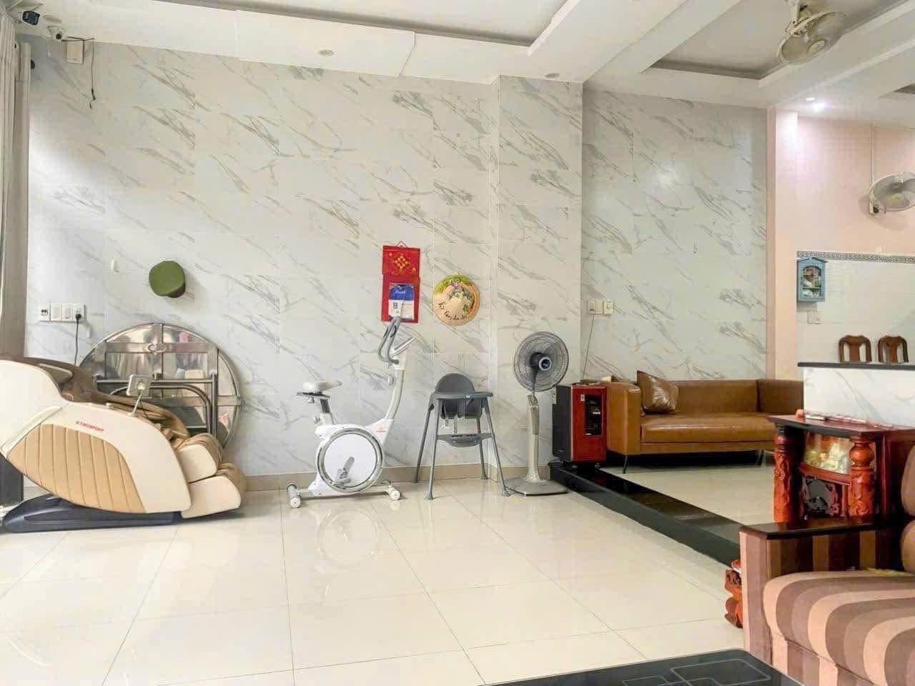 Bán Nhà Mặt Ngõ Tây Sơn