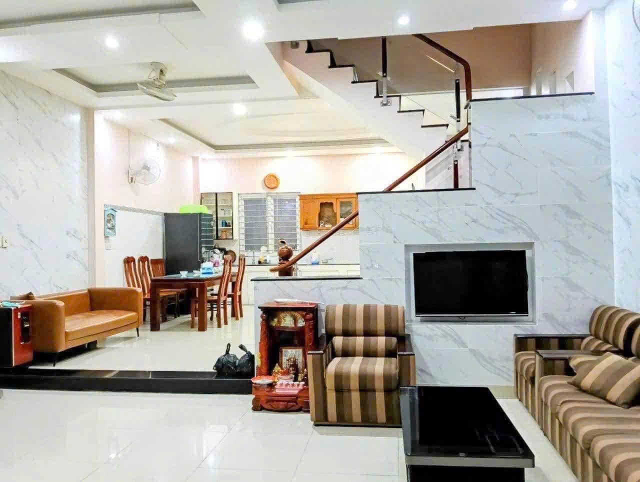 Bán Nhà Mặt Ngõ Tây Sơn