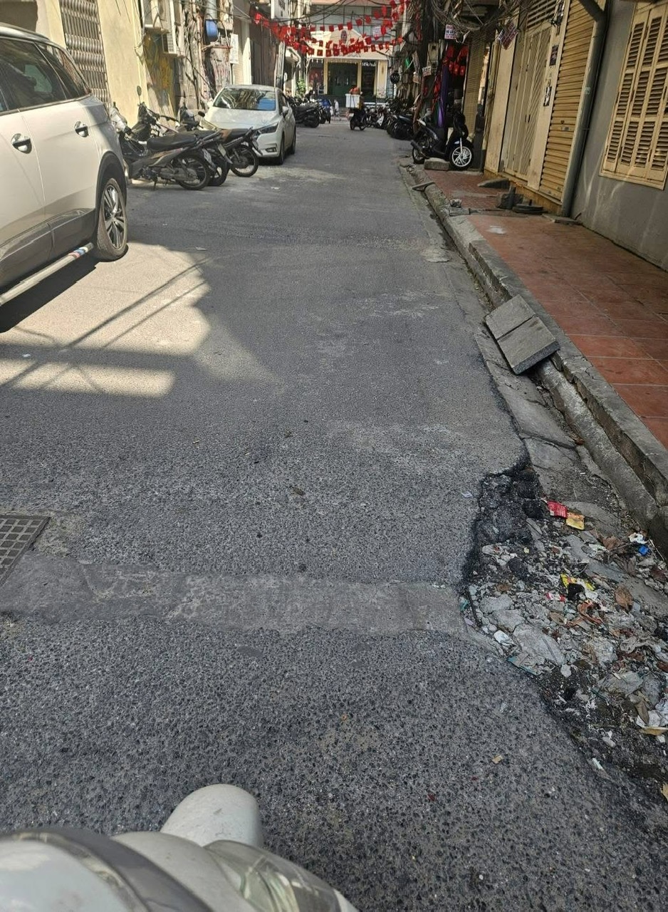 BÁN NHÀ NGÕ 5 LÁNG HẠ 35M
