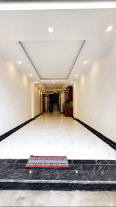 BÁN NHÀ THANG MÁY-NGÕ Ô TÔ TẢI THÔNG-GARA Ô TÔ-50m CHỈ 8.6 TỶ-THẠCH BÀN 1 CĂN DUY NHẤT