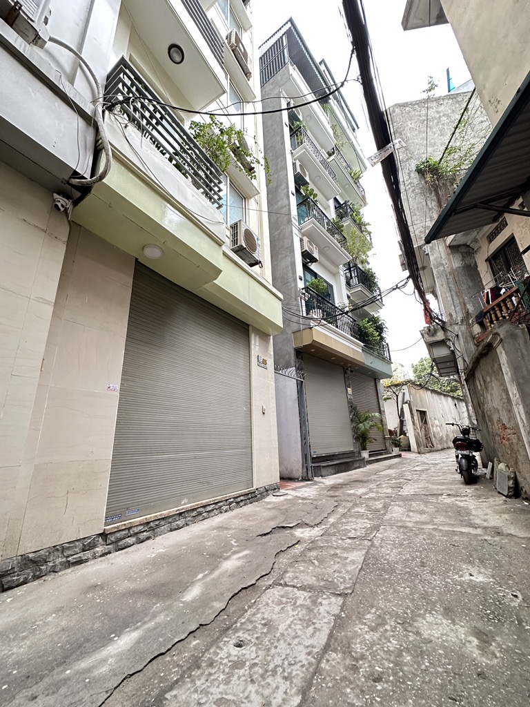 BÁN NHÀ TẢ THANH OAI NHÀ MỚI KÍNH KOONG- THIẾT KẾ HIỆN ĐẠI- 3 NGỦ ĐỦ CÔNG NĂNG- KHU VỰC PHÁT TRIỂN MẠNH