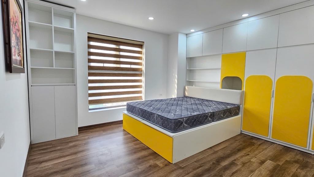 Vị trí trung tâm phường Cầu Giấy, giao thông thuận tiện, tiện ích ngút ngàn, chỉ 12 tỉ/130m2