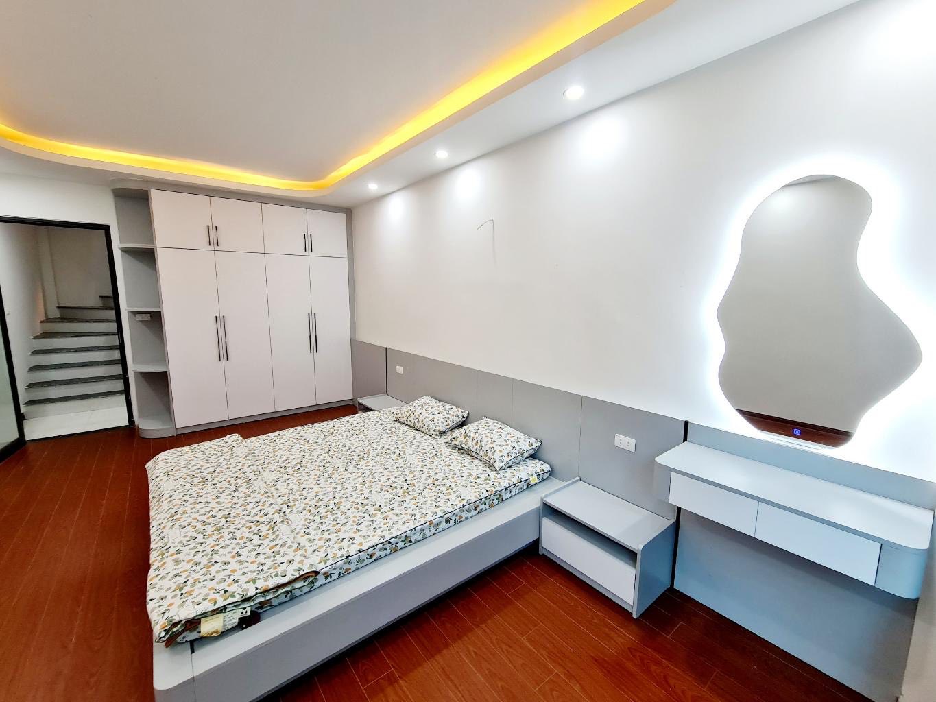 Bán nhà Tây Mỗ - Miêu Nha 35m2 nhà dân mới xây giá 5 Tỷ 5