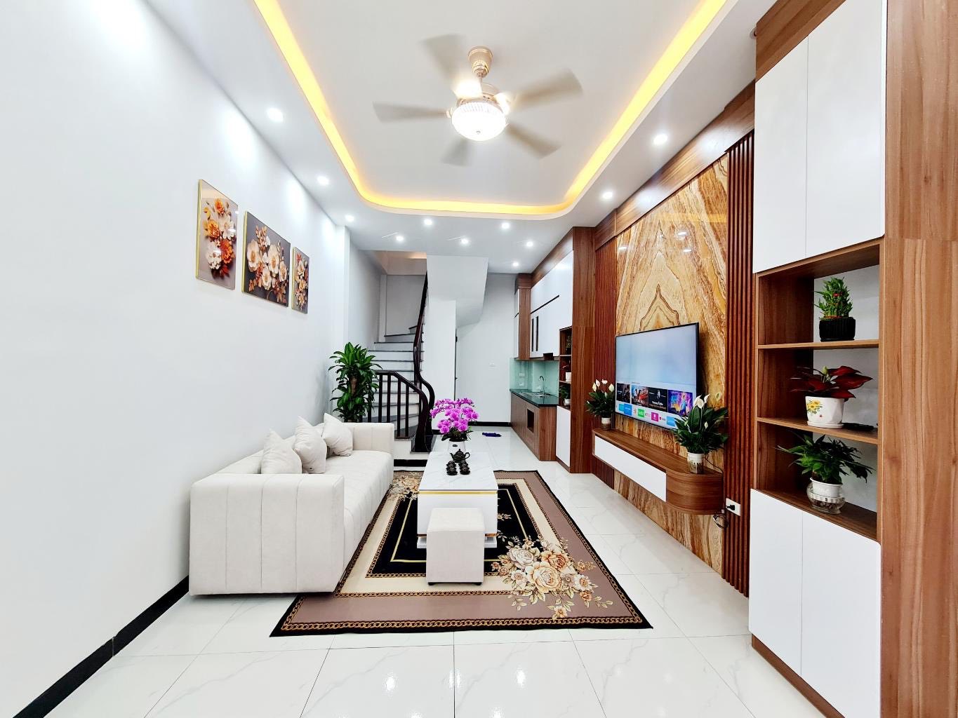 Bán nhà Tây Mỗ - Miêu Nha 35m2 nhà dân mới xây giá 5 Tỷ 5