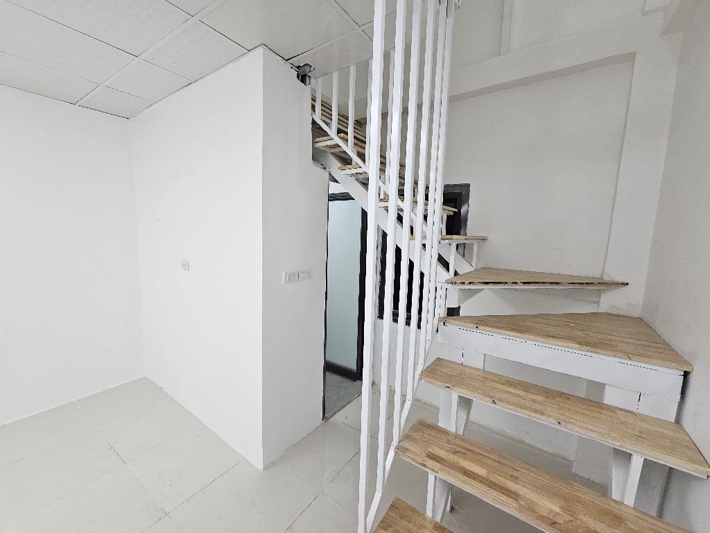 Bán nhà mặt phố Tây Mỗ - mặt tiền 4m - đường ô tô tránh - 39m2 - giá 2 tỷ 550 triệu