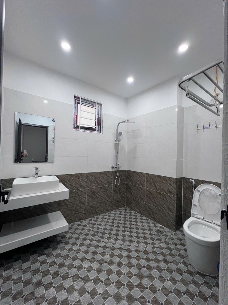 Bắc Từ Liêm 30m2 Ô Tô Vào Trong Nhà - Cách Ô Tô Tránh 80m - 5 Tỷ 9 ( Nhanh thì còn )