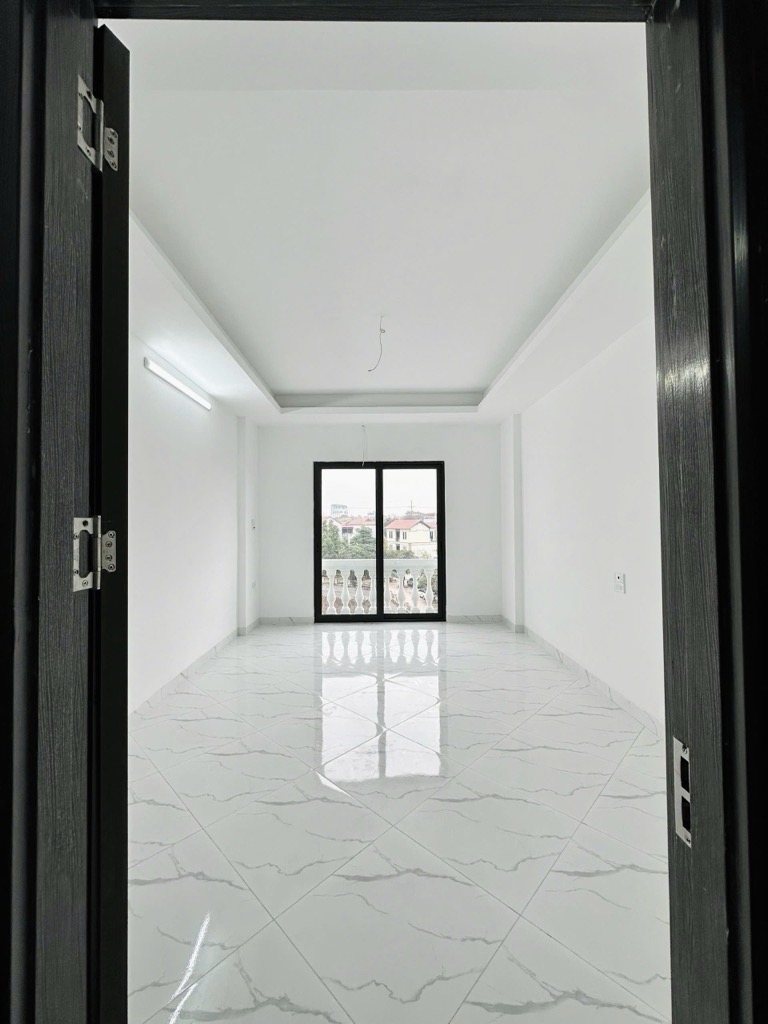 Bắc Từ Liêm 30m2 Ô Tô Vào Trong Nhà - Cách Ô Tô Tránh 80m - 5 Tỷ 9 ( Nhanh thì còn )