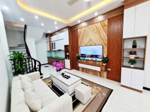 Bán nhà Tây Mỗ - Miêu Nha 35m2 nhà dân mới xây giá 5 Tỷ 5