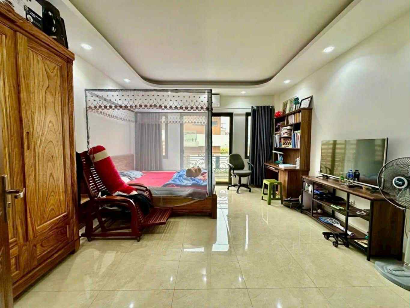 NHÀ ĐẸP ĐẠI CÁT – Ô TÔ TRÁNH VÀO NHÀ – GIÁ HỢP LÝ – SỔ NỞ HẬU