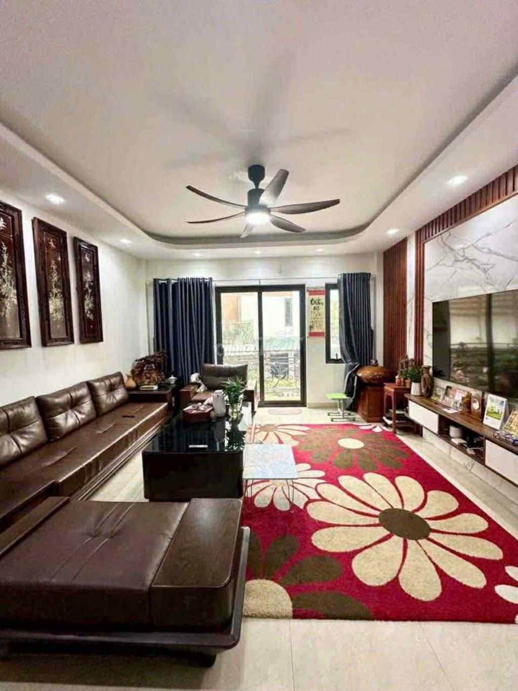 NHÀ ĐẸP ĐẠI CÁT – Ô TÔ TRÁNH VÀO NHÀ – GIÁ HỢP LÝ – SỔ NỞ HẬU