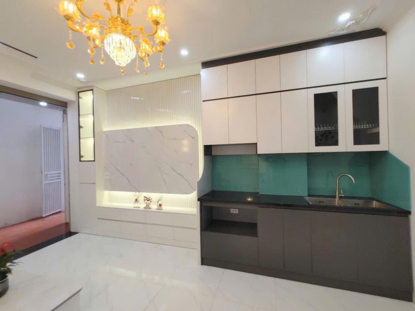 BÁN NHÀ KIẾN HƯNG - LÔ GÓC - OTO TRÁNH- THANG MÁY NHẬP KHẨU - 33m2, 8.9tỷ