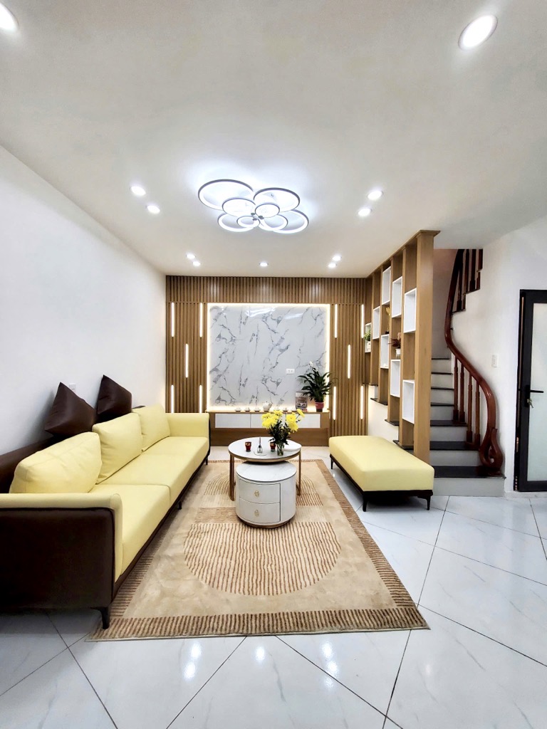 GIÁ NÀO CŨNG BÁN, HOA HẬU MINH KHAI, ÁP SÁT TIME CITY, BA BƯỚC RA PHỐ, CHỈ 4,3 TỶ