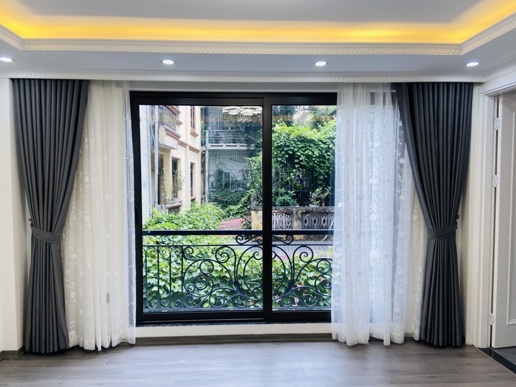 ĐỈNH CAO -NHÀ THÁI HÀ - ĐỐNG ĐA - 6 TẦNG THANG MÁY - 12.8 TỶ