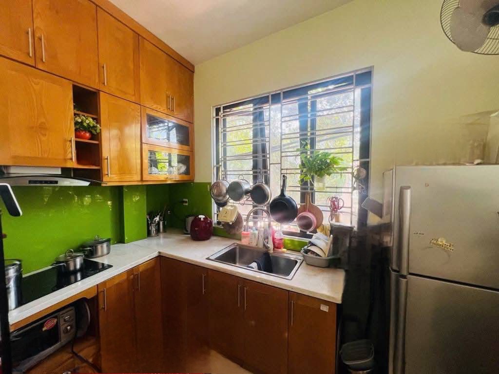 XÃ ĐÀN SỊN - Ô TÔ NGỦ NHÀ - 42m2 x 6 TẦNG - LÔ GÓC 2 THOÁNG - KINH DOANH ĐỈNH