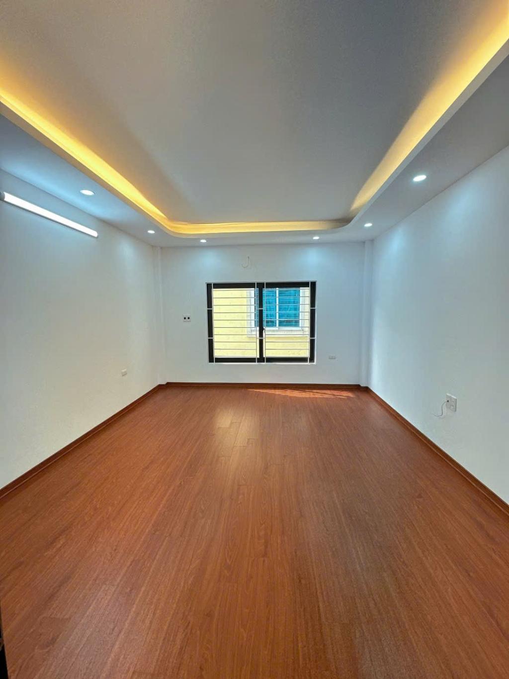 Bán Nhà Hà Nội - Long Biên - Phúc Đồng - KHÁCH CHỈ VIỆC XÁCH VALY VỀ Ở