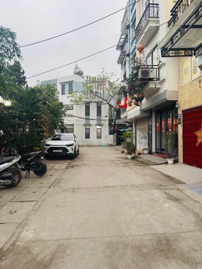Bán nhà Giải Phóng