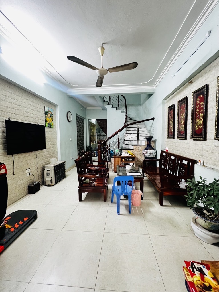 Bán nhà Giải Phóng