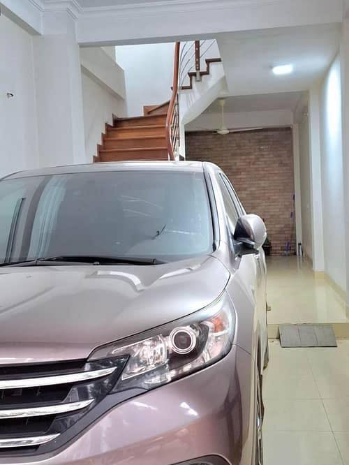 PHÂN LÔ - Ô TÔ TRÁNH - Ở SƯỚNG - VỈA HÈ - NHÀ ĐẸP KINH DOANH - CÁCH HỒ LINH ĐÀM CHỈ 30M