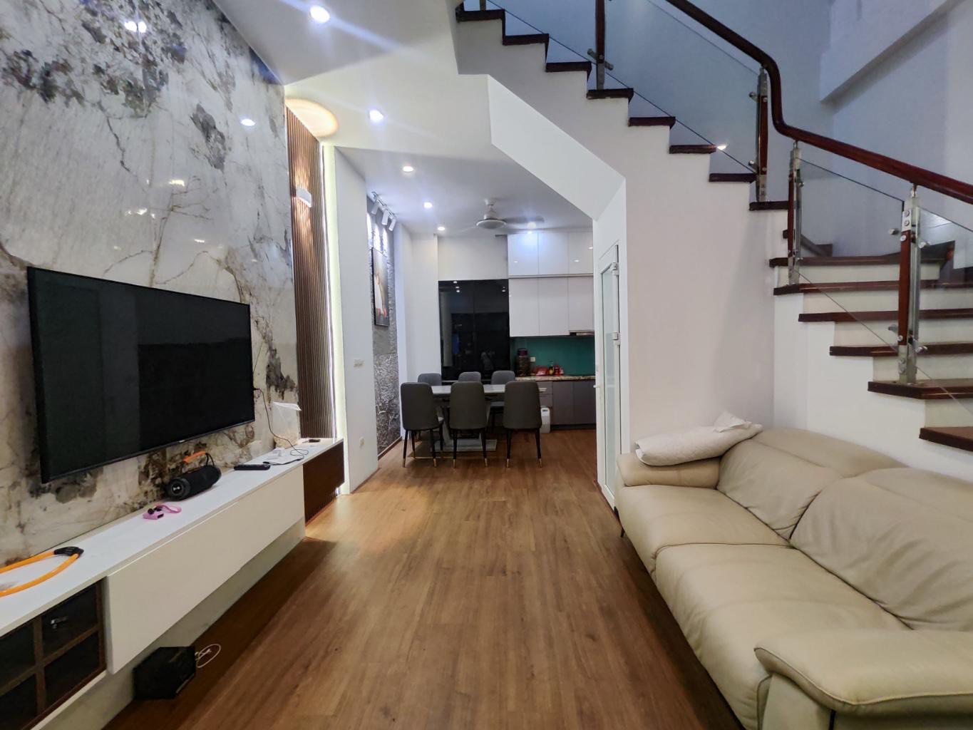 Trung tâm Nam Từ Liêm - 41m² x 5 tầng |  8x Tỷ
