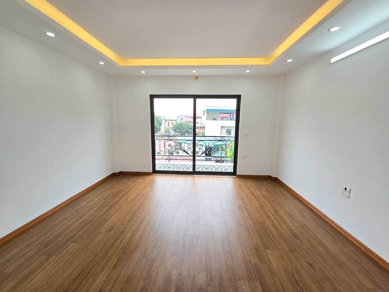 Bán Nhà Liên Ninh THANH TRÌ Siêu Đẹp mà chỉ có 5,5 tỉ