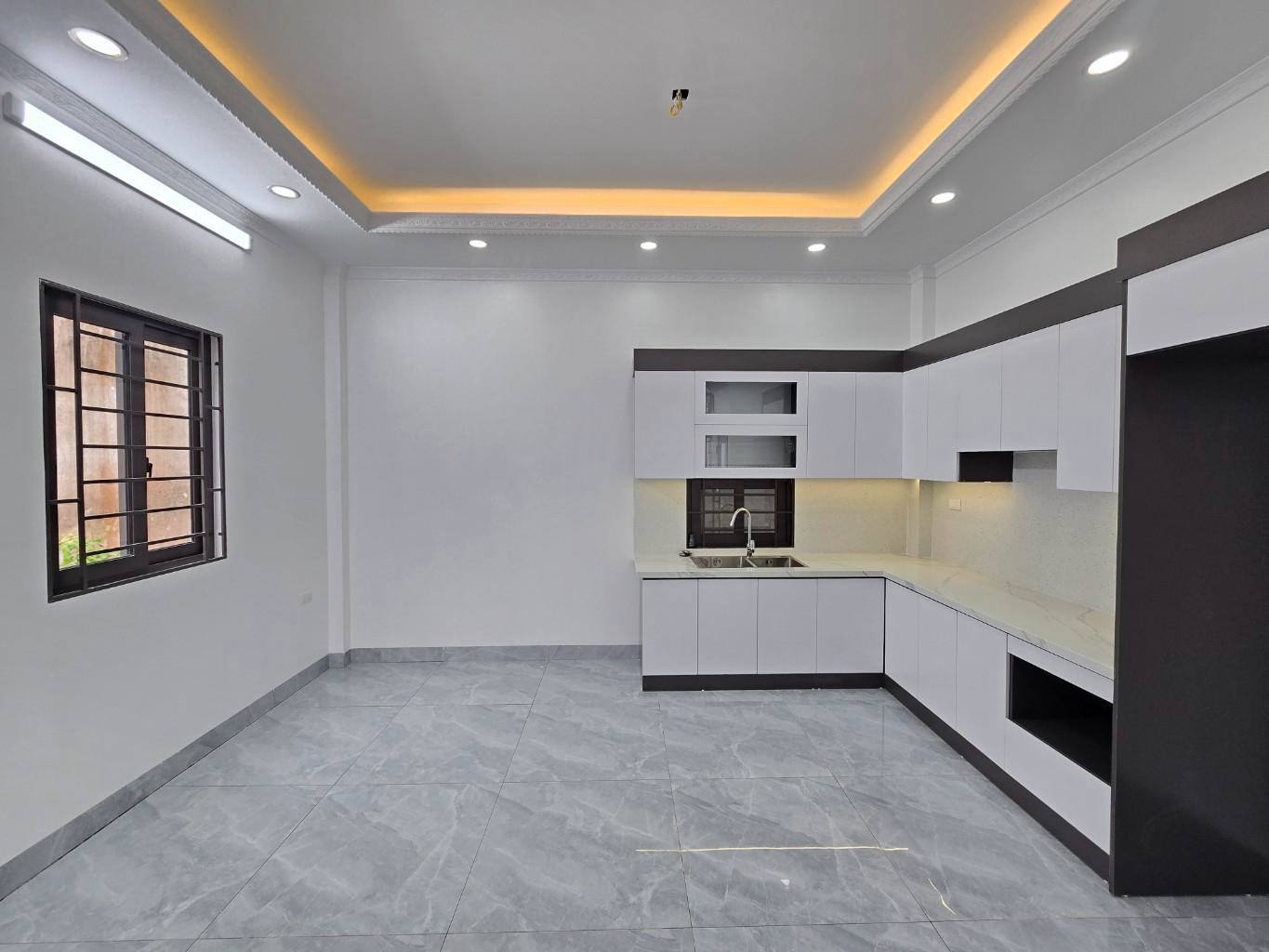 Bán Nhà Liên Ninh THANH TRÌ Siêu Đẹp mà chỉ có 5,5 tỉ
