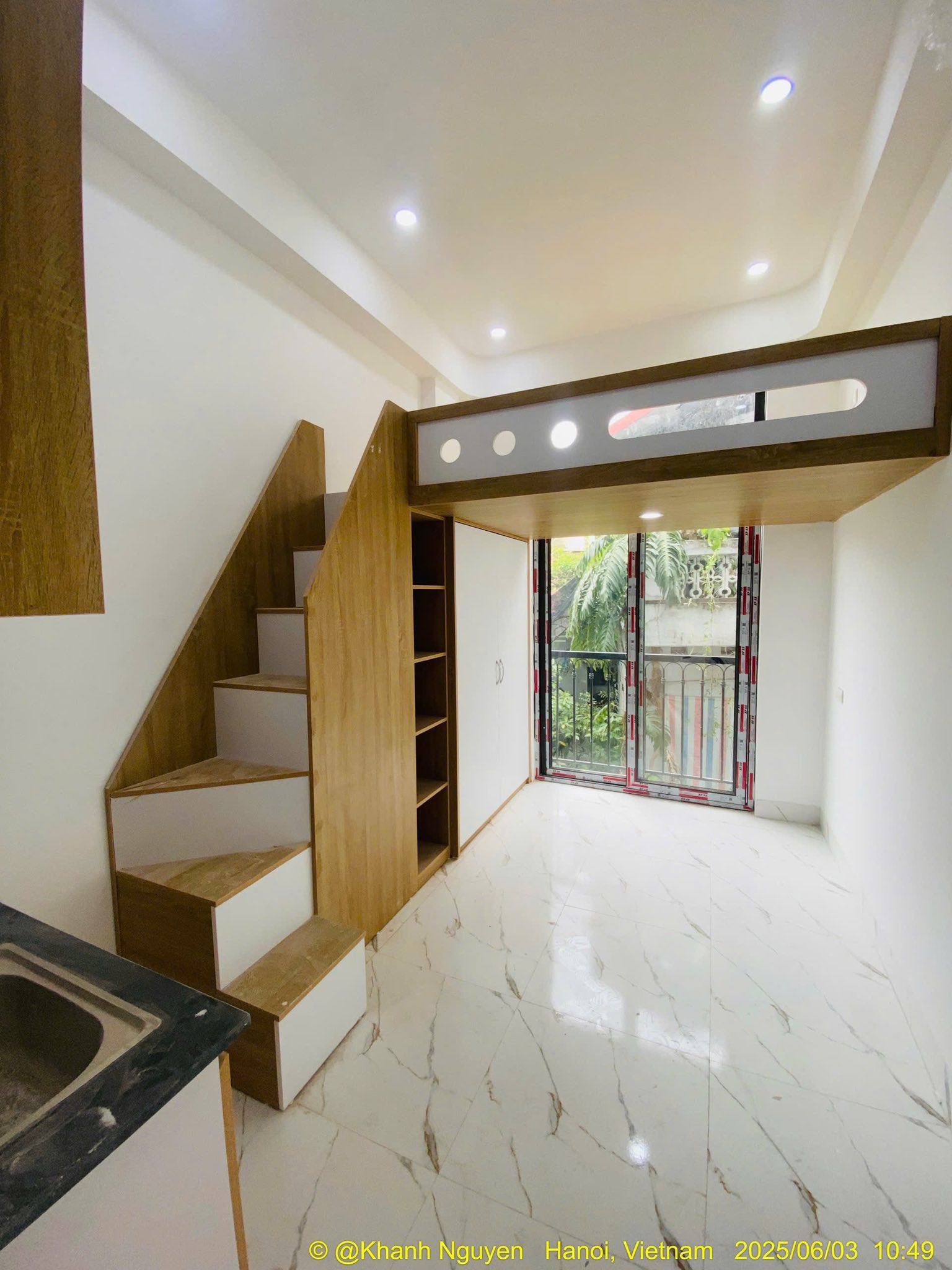 Nhà 5 tầng mới, 36m2 5 tầng kinh doanh tốt 0981576398