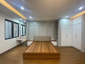 BÁN GẤP NHÀ PHỐ TRƯƠNG ĐỊNH, 5 TẦNG, THANG MÁY, NGÕ THÔNG KINH DOANH