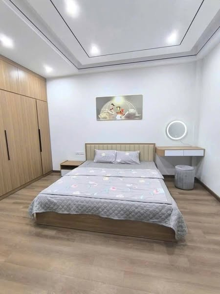 NHÀ MỚI NGỌC THUỴ - LONG BIÊN: